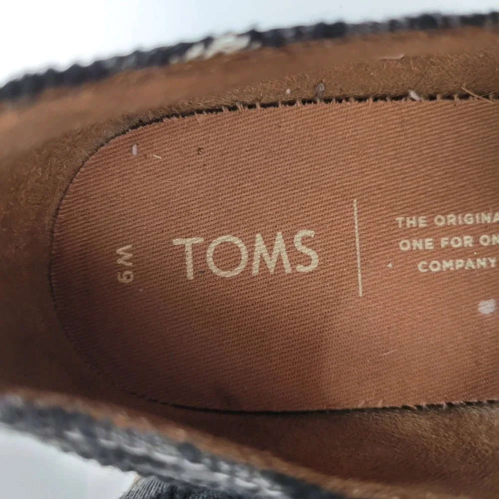 TOMS Deia Booties Womens 9 Grey Suede Woven Textile Ankle Boots Slip On